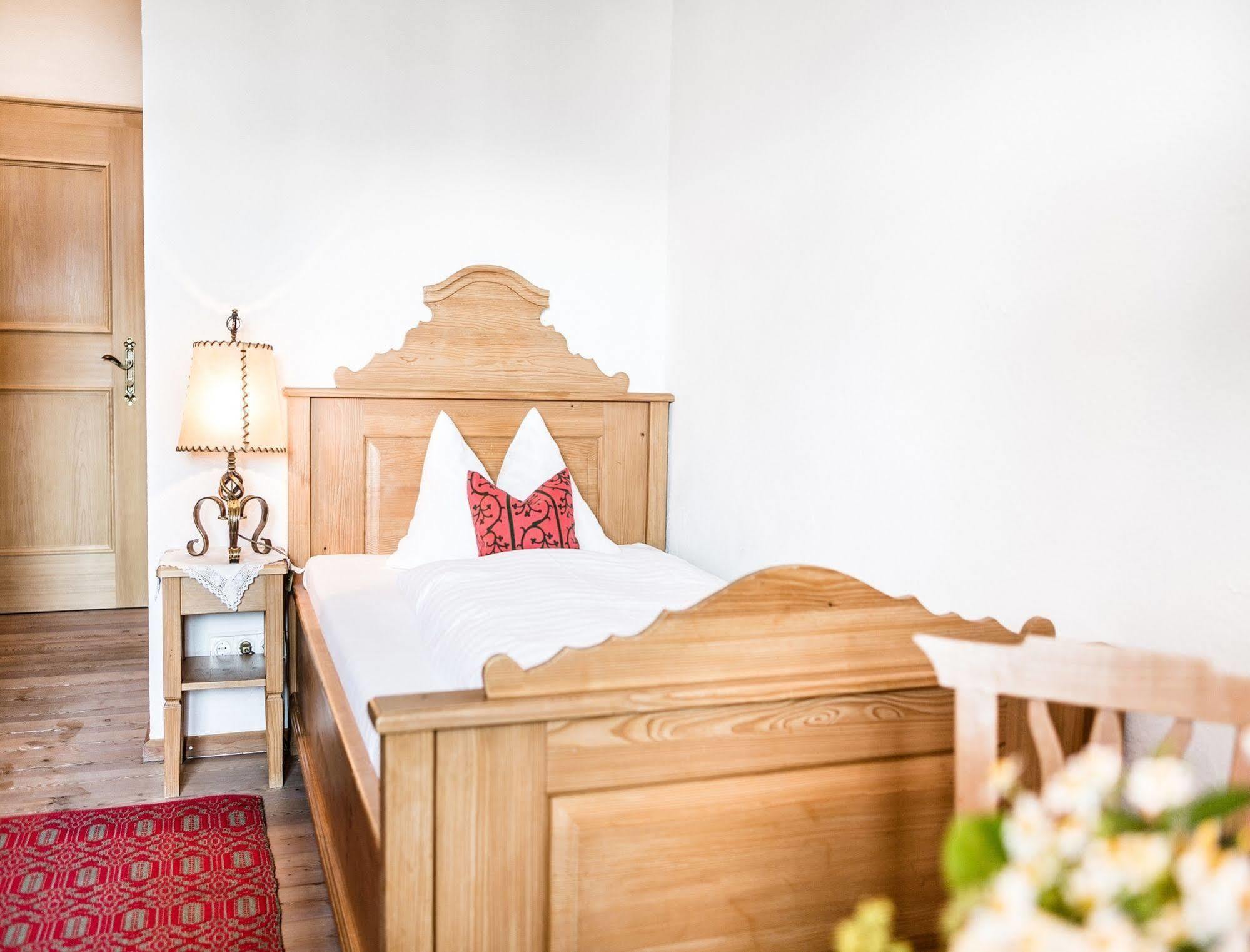 Salzburg Hotel Holznerwirt Eugendorf Extérieur photo